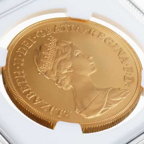 イギリス GREAT BRITAIN 1981年銘 5ポンド金貨 エリザベス女王ヤング