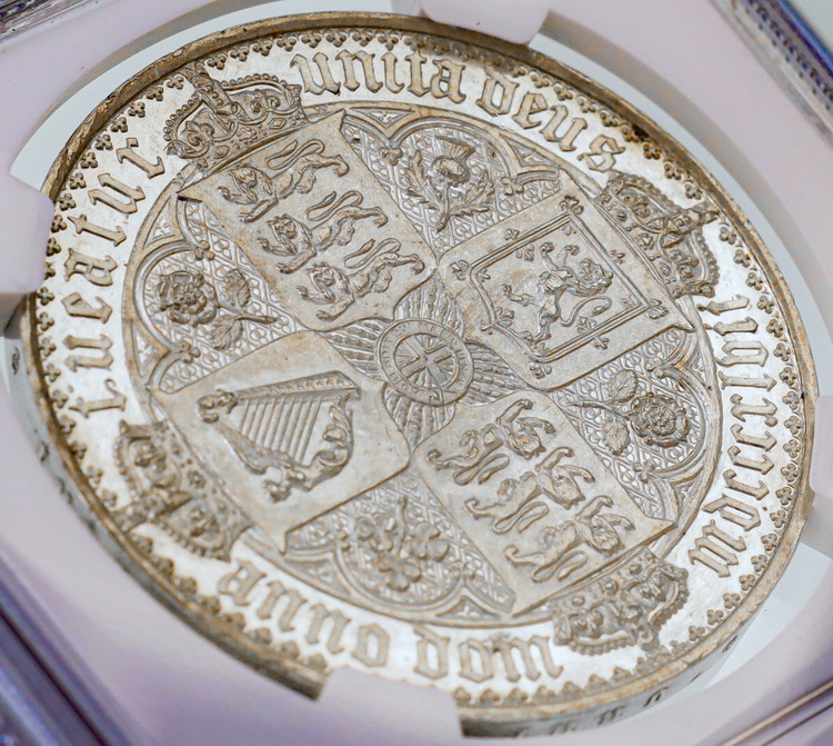 イギリス1847年ビクトリアヴィクトリア ゴチックゴシッククラウン銀貨