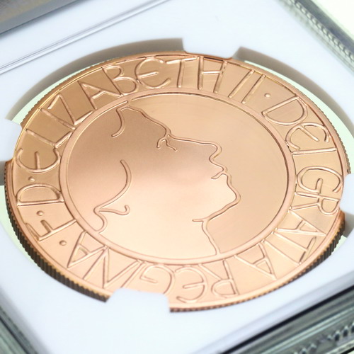 イギリス 2003年 5ポンドプルーフ金貨 エリザベス2世 戴冠50年