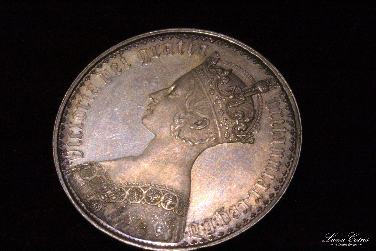 イギリス1853年ビクトリアゴシックゴチッククラウン銀貨SEPTIMO R3